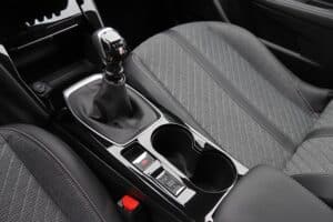 Peugeot-208-1.2-PureTech-100-facelift-(15)