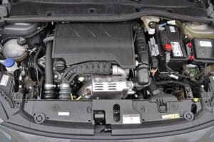 Peugeot-208-1.2-PureTech-100-facelift-(16)