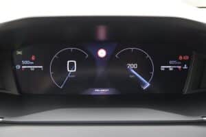 Peugeot-208-1.2-PureTech-100-facelift-(18)