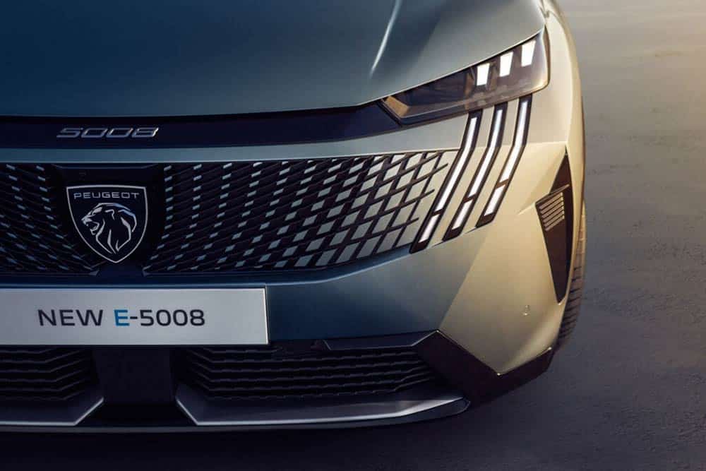 https://autogreeknews.gr/wp-content/uploads/2024/03/Peugeot-5008-2024-4.jpg