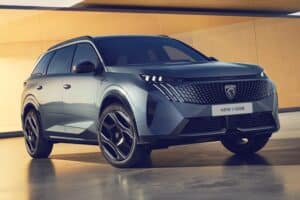 Peugeot 5008 2024 (9)