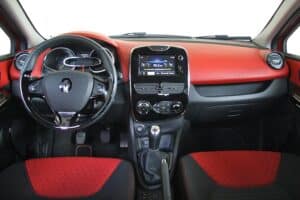 Renault-Clio-1 (2)