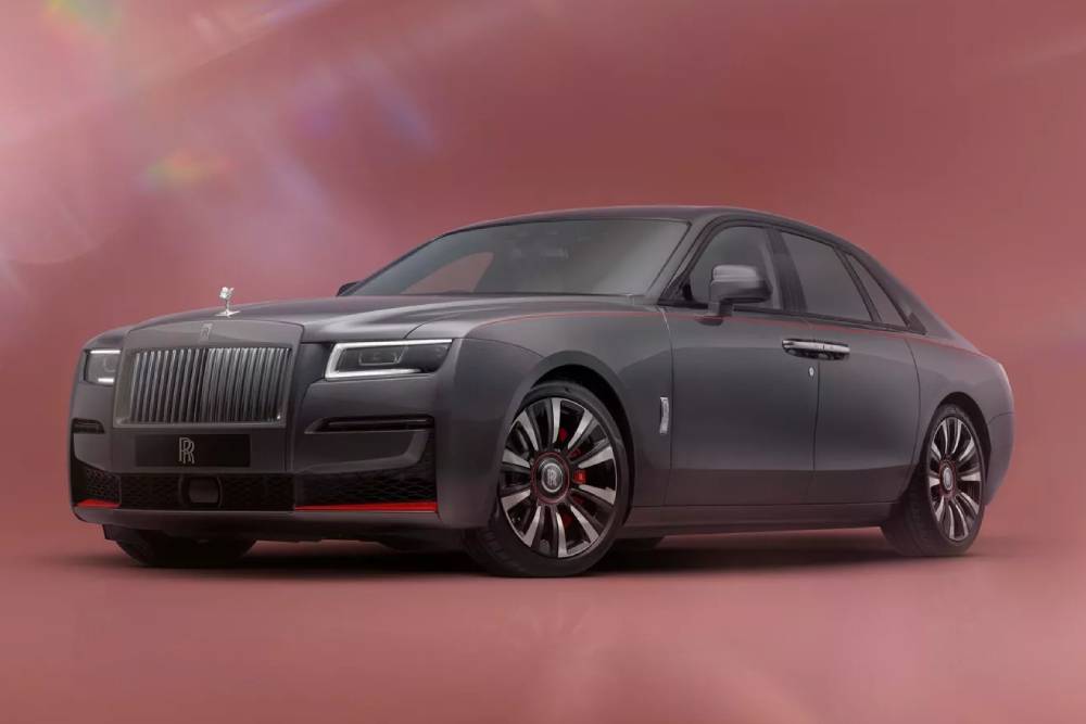 https://autogreeknews.gr/wp-content/uploads/2024/03/Rolls-Royce-Ghost-Prism-03012-2.jpg