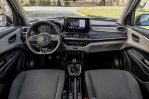 Suzuki-Swift-2024-tablo