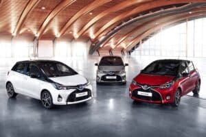 Toyota-Yaris-2016