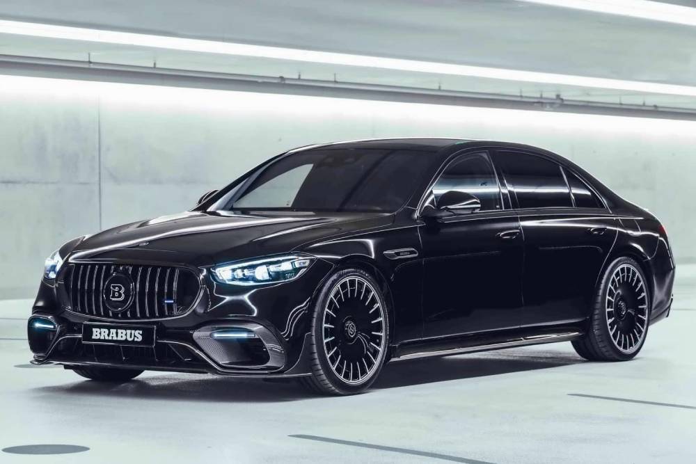 https://autogreeknews.gr/wp-content/uploads/2024/03/brabus-930-s-auf-basis-mercedes-amg-s-63-e-perform-1.jpg