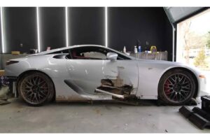 crashed-lexus-lfa