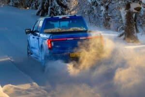 ford_f-150_lightning_lariat_supercrew_26