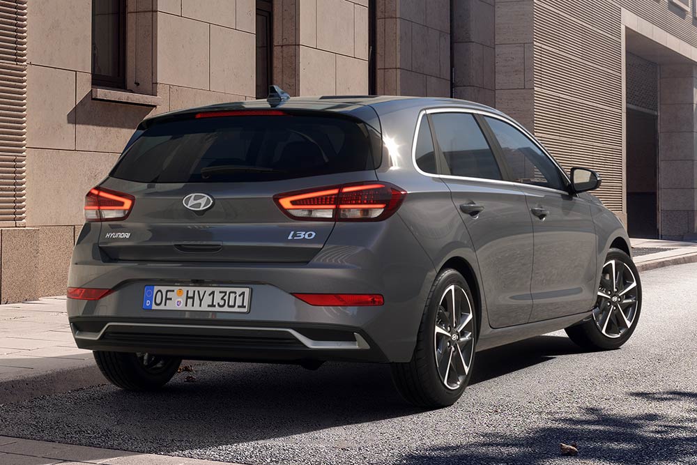 https://autogreeknews.gr/wp-content/uploads/2024/03/hyundai-i30-hatchback-0324-04-1.jpg
