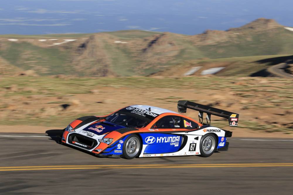 https://autogreeknews.gr/wp-content/uploads/2024/03/hyundai-pikes-peak-02.jpg