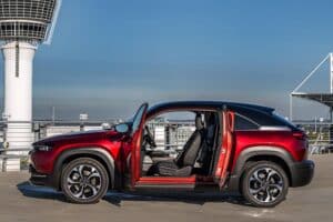 mazda_mx-30_r-ev_2023_ger_makoto_src_still_23