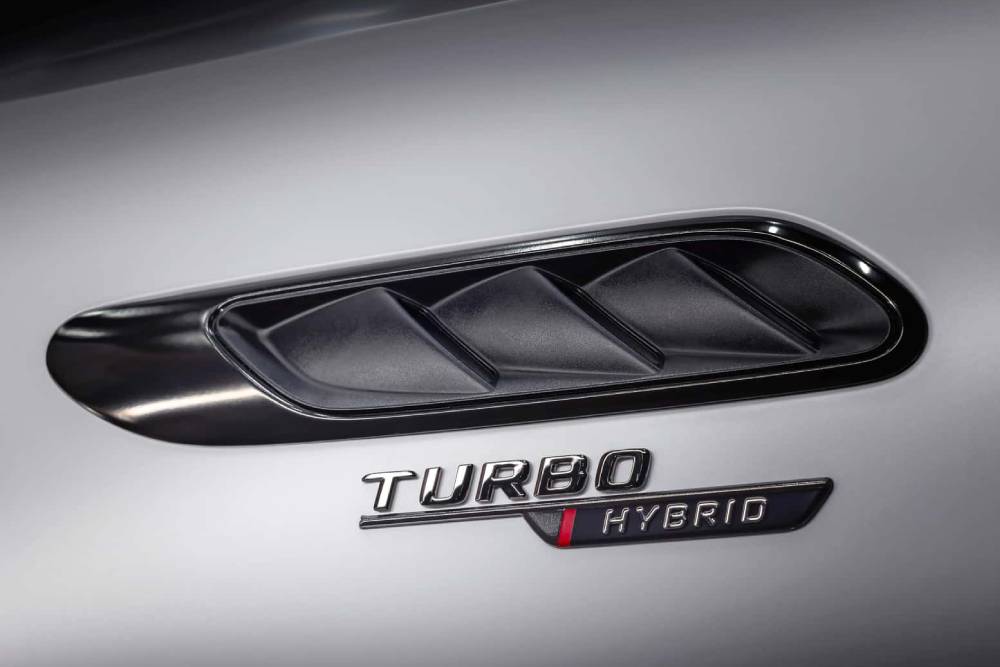 https://autogreeknews.gr/wp-content/uploads/2024/03/mercedes-amg-e-53-hybrid-2024-8.jpg