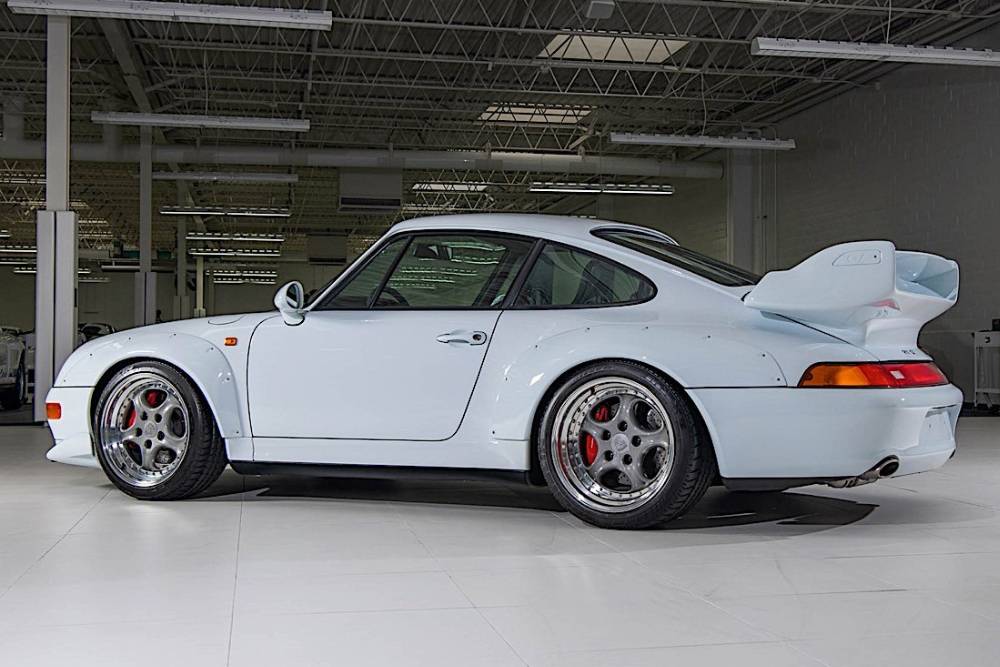 https://autogreeknews.gr/wp-content/uploads/2024/03/rare-japan-spec-1997-porsche-911-gt2-could-be-an-i-2.jpg