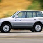 ilektriko toyota rav4