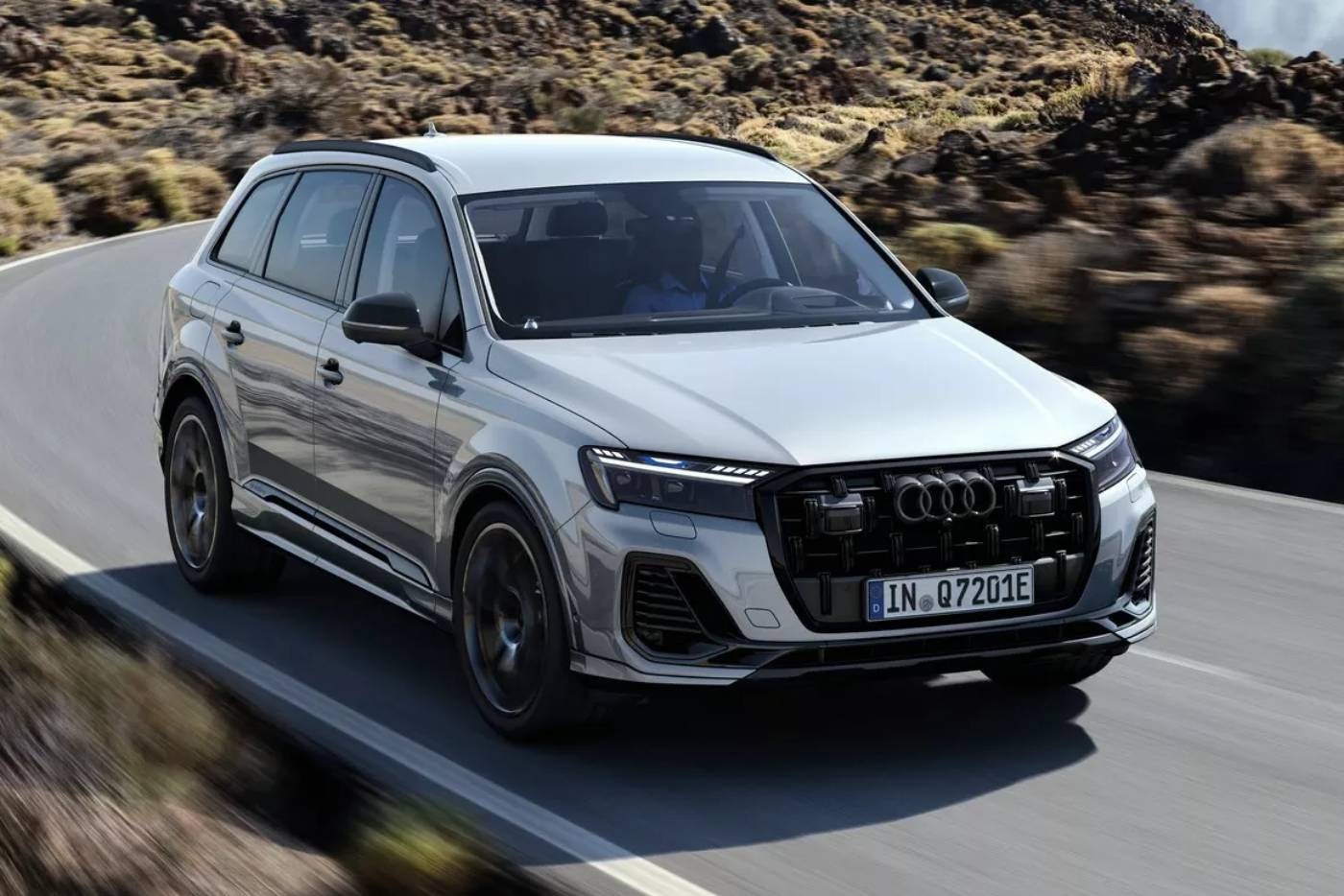 https://autogreeknews.gr/wp-content/uploads/2024/04/2025-Audi-Q7-TFSI-e-quattro-423-2.jpg