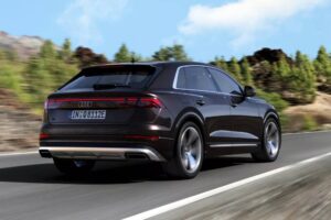 2025-Audi-Q8-TFSI-e-quattro-423-4