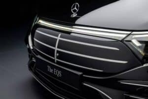 2025-Mercedes-EQS-0410-13