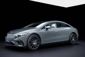 2025-Mercedes-EQS-0410-25