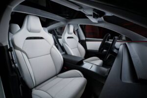 2025-Tesla-Model-3-Performance-423-940