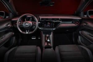 Alfa-Romeo-Milano-(8)