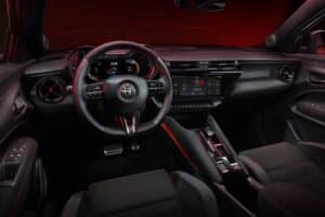 Alfa-Romeo-Milano-interior