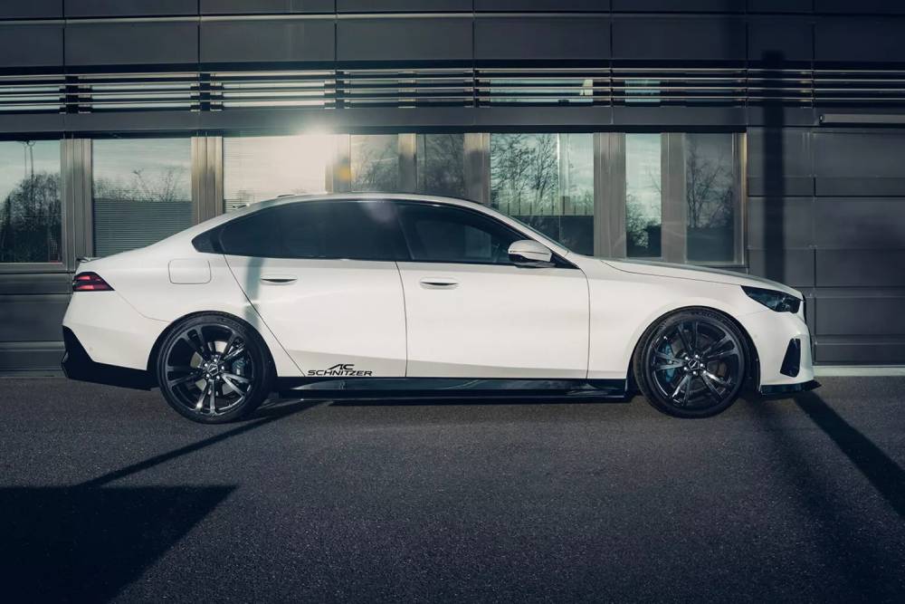 https://autogreeknews.gr/wp-content/uploads/2024/04/BMW-5-Series-G60-by-AC-Schnitzer-3-2048x1366-1.jpg