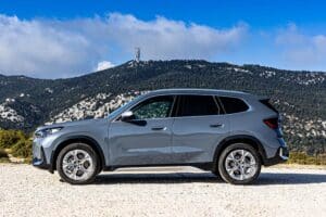 BMW-X1-2022-(2)