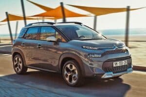 Citroen-C3-Aircross-kinisi