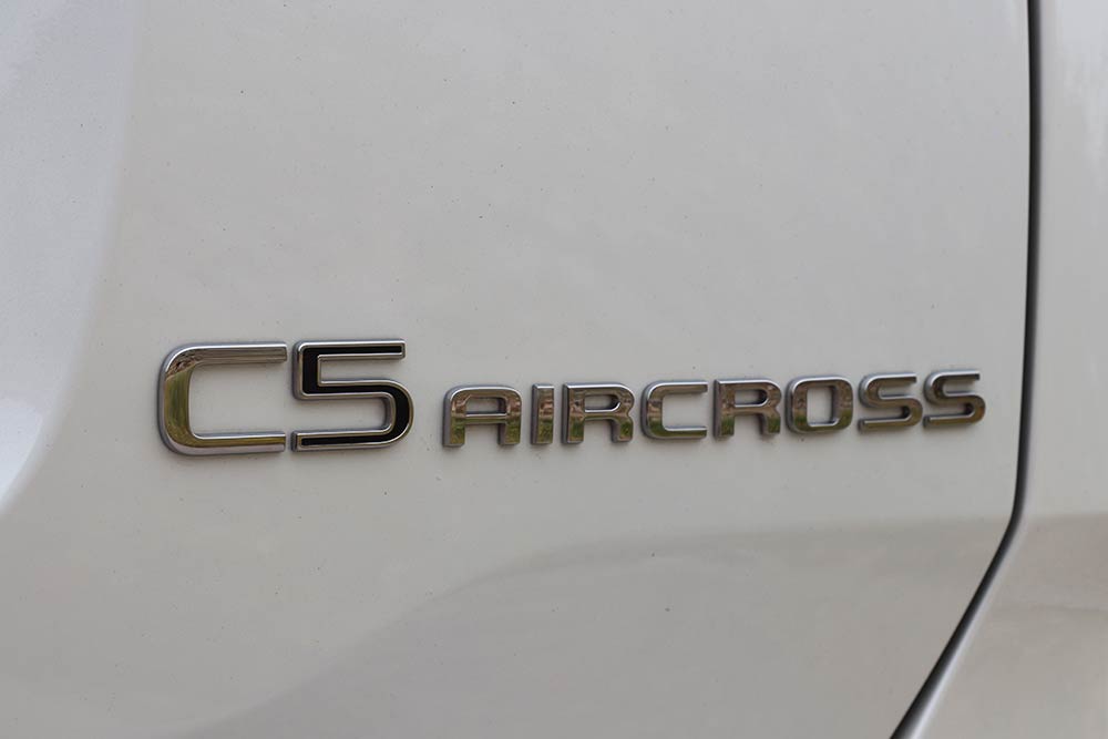 https://autogreeknews.gr/wp-content/uploads/2024/04/Citroen-C5-Aircross-1.2-Hybrid-8.jpg