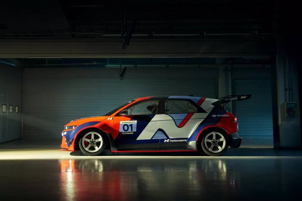 https://autogreeknews.gr/wp-content/uploads/2024/04/Hyundai-Ioniq-5-N-eN1-Cup-Car-13.jpg