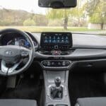 Hyundai-i30-Fastback-(7)