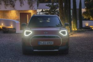 MIN-Aceman-56-2048×1366