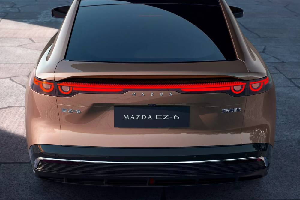 https://autogreeknews.gr/wp-content/uploads/2024/04/Mazda-EZ-6-16.jpg