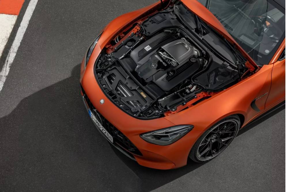 https://autogreeknews.gr/wp-content/uploads/2024/04/Mercedes-AMG-GT-63-S-E-Performance-26-2048x1366-1.jpg