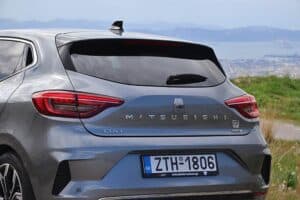 Mitsubishi-Colt-Hybrid-(13)