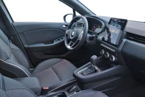 Mitsubishi-Colt-Hybrid-(16)