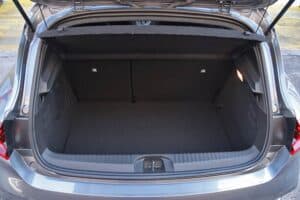 Mitsubishi-Colt-Hybrid-(18)