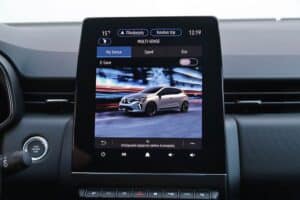 Mitsubishi-Colt-Hybrid-(23)