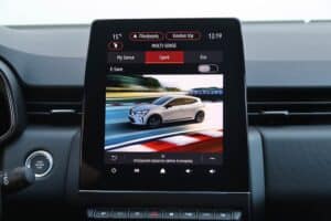 Mitsubishi-Colt-Hybrid-(24)