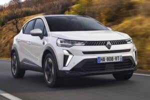 New-Renault-Captur-E-Tech-Hybrid—Techno-version_065