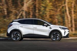 New-Renault-Captur-E-Tech-Hybrid—Techno-version_071
