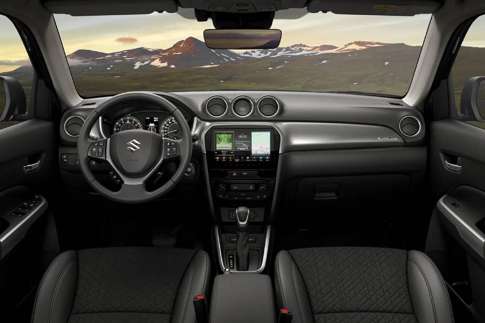 https://autogreeknews.gr/wp-content/uploads/2024/04/Nieuwe_Vitara_dashboard.jpg