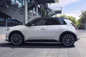 Renault-5-E-tech-Roland-Garros-00009-2048×1175