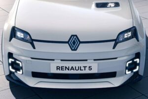 Renault-5-E-tech-Roland-Garros-00011-2048×1152