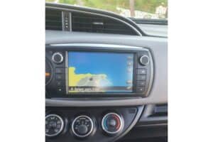 Toyota-Yaris-2016-metax-(4)