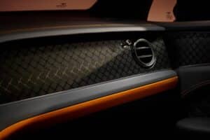 bentley-bentayga-shows-its-dark-side-stretching-bl (12)