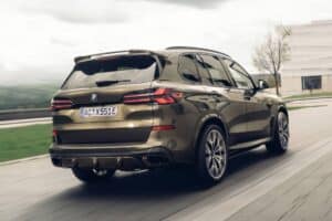 bmw-x5-visits-the-ac-schnitzer-gym-puts-on-some-se (1)