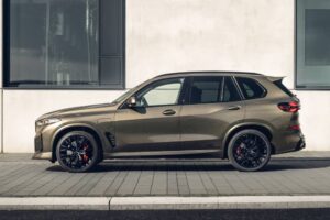 bmw-x5-visits-the-ac-schnitzer-gym-puts-on-some-se (3)