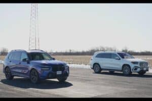 bmw-x7-m60i-drag-races-mercedes-benz-gls-580-they-
