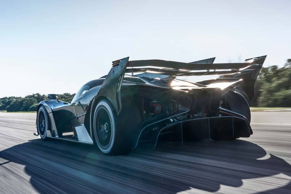 https://autogreeknews.gr/wp-content/uploads/2024/04/bugatti-bolide-track-testing-2.jpg